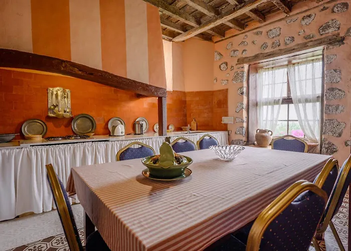 Casa Emblematica Poggio Maldonado Séjour à la campagne Casa Nueva